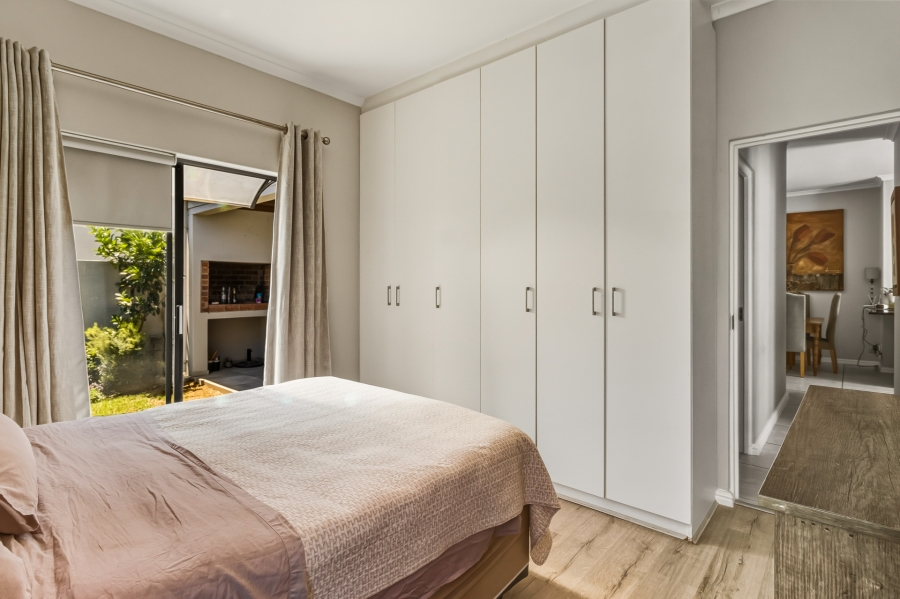 3 Bedroom Property for Sale in Aan de Wijnlanden Western Cape